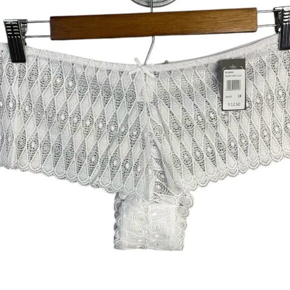 Frederick’s‎ of Hollywood Ellison Lace Boy Short Panty in White 1X NWT - Picture 1 of 7